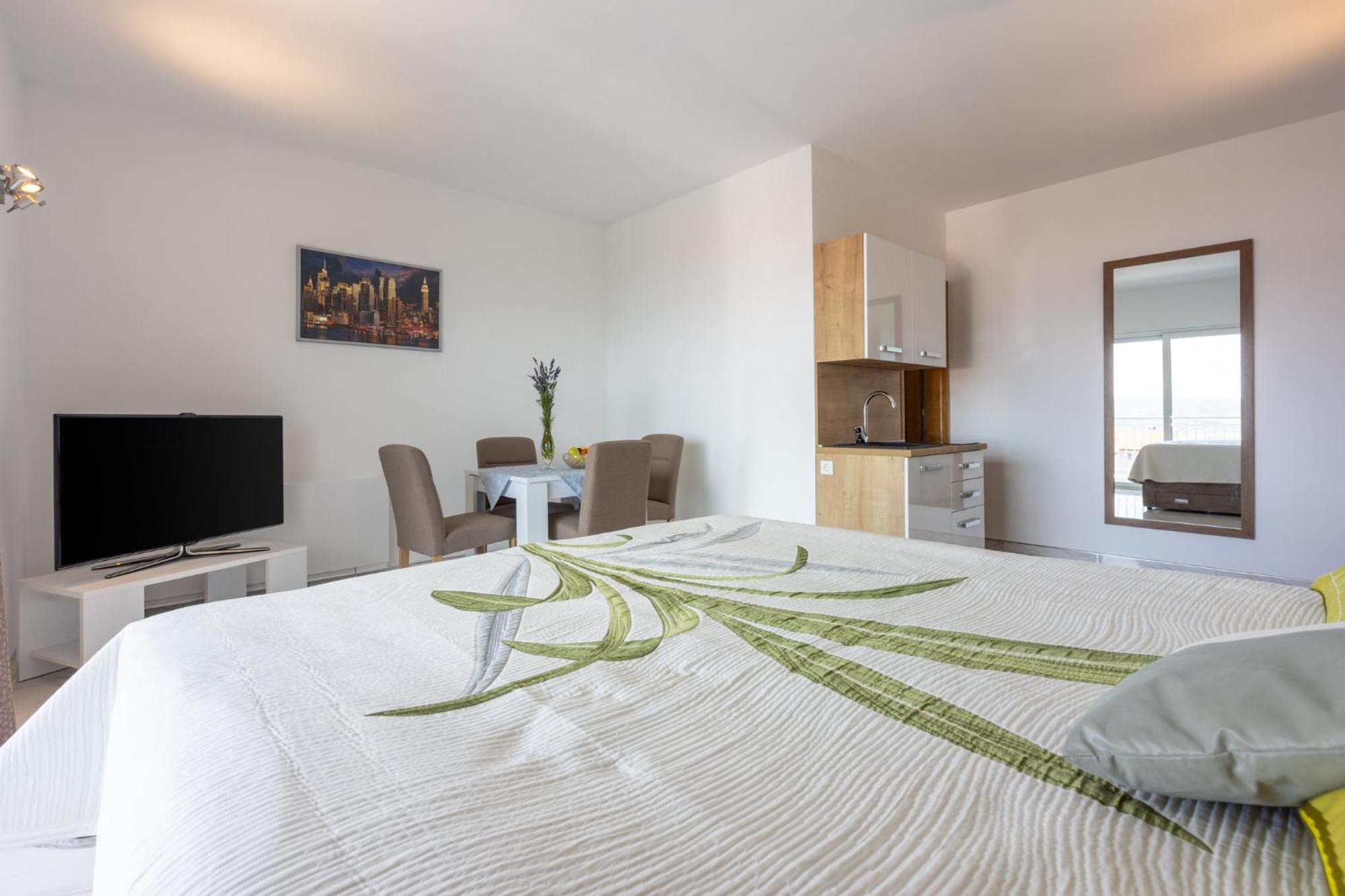 Apartments Sunshine D Crikvenica Kültér fotó
